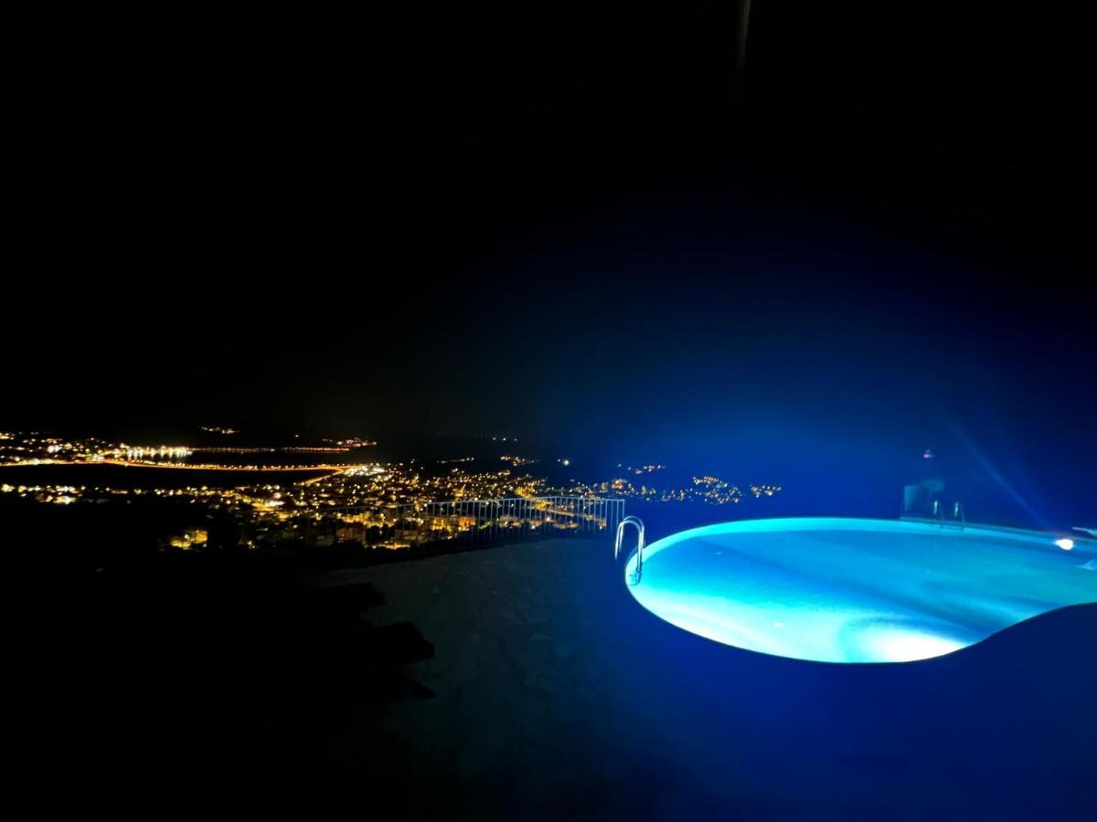 アナヴィソス Endless Blueヴィラ エクステリア 写真